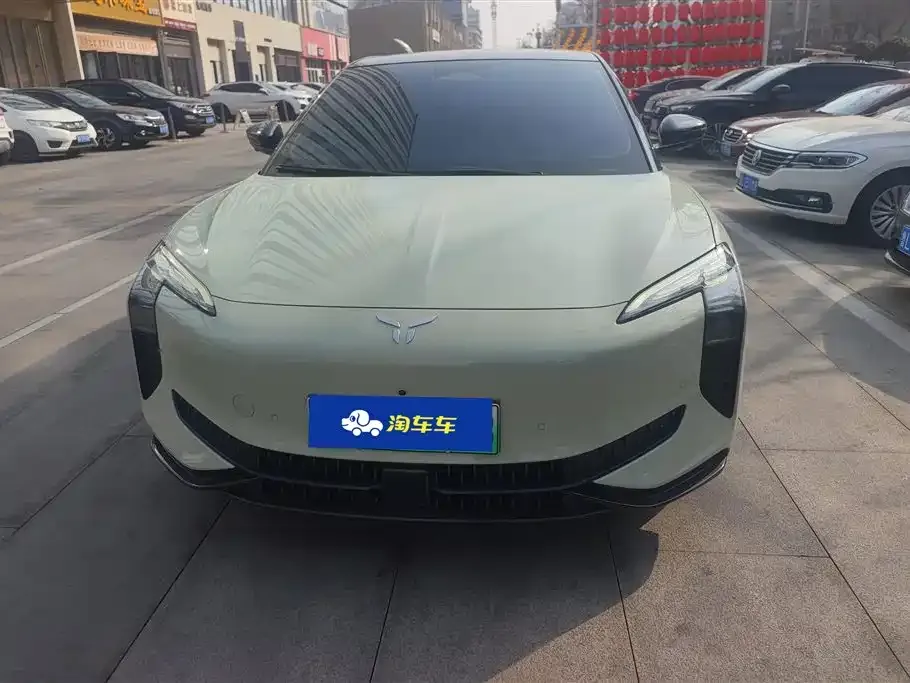 Hongqi EH7 2024 из CN, фото 10