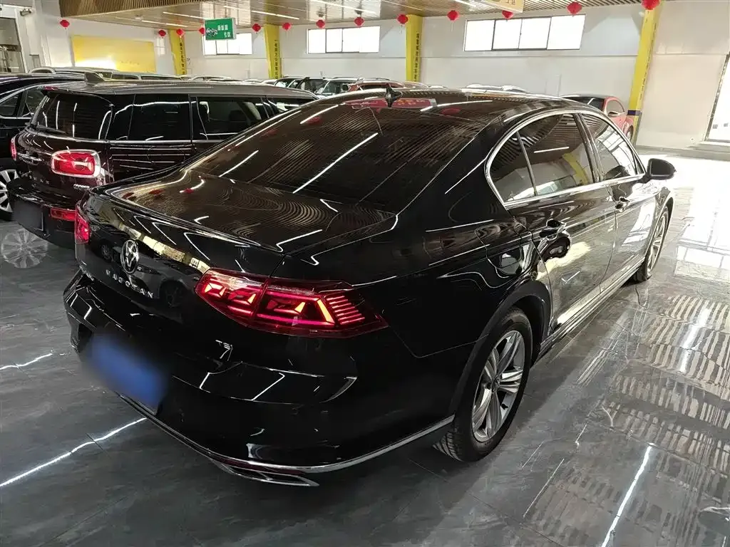 Volkswagen Magotan 2024 из CN, фото 8
