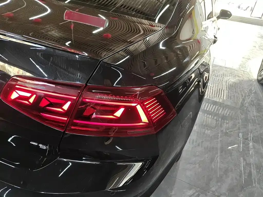 Volkswagen Magotan 2024 из CN, фото 3