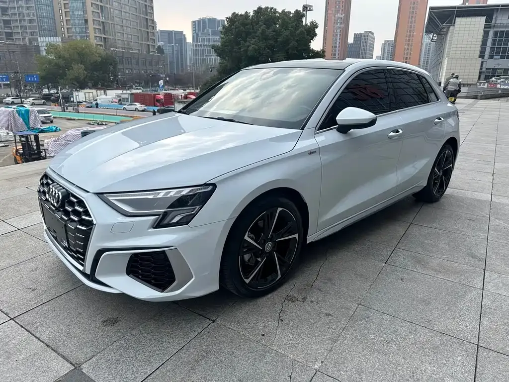 Audi A3 2021 из CN, фото 1