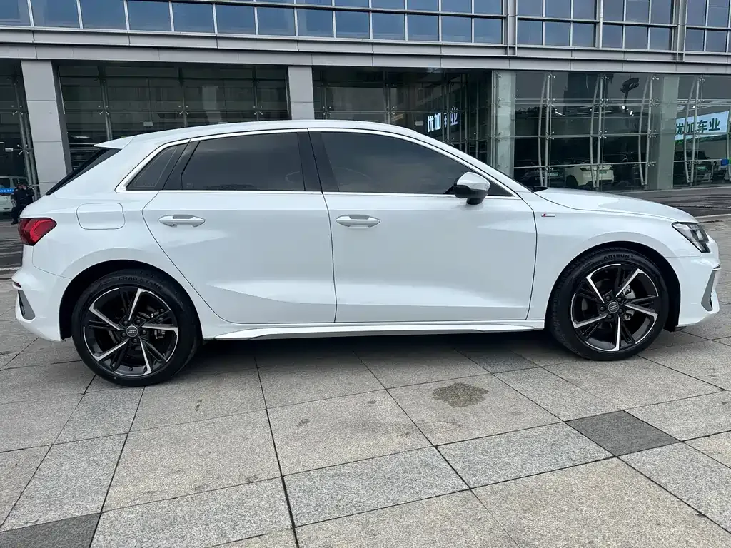 Audi A3 2021 из CN, фото 9