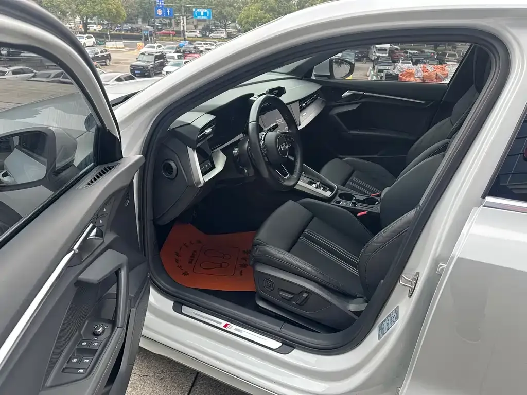 Audi A3 2021 из CN, фото 6