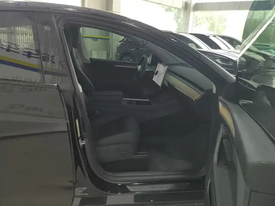 Tesla Model Y 2022 из CN, фото 4