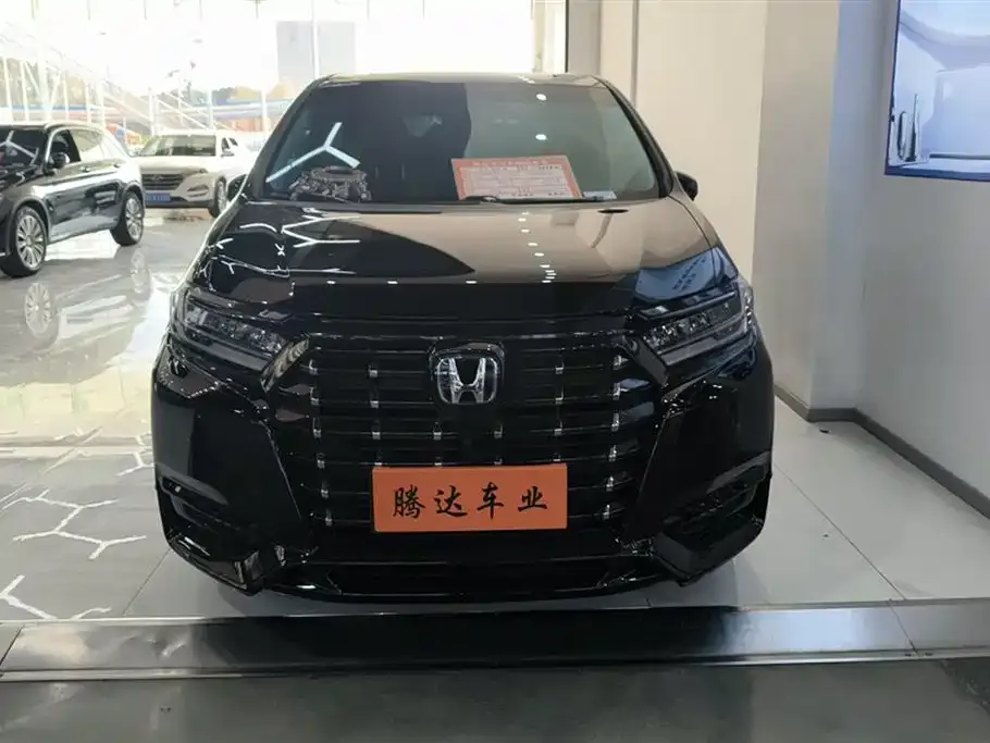 Honda Elysion 2022 из CN, фото 3