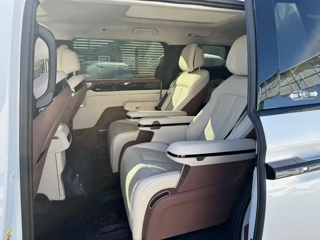 BYD Xia 2025 из CN, фото 4