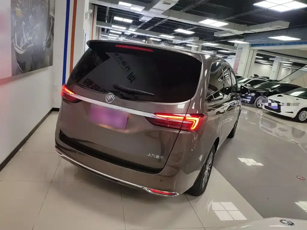 Buick GL8 2022 из CN, фото 8