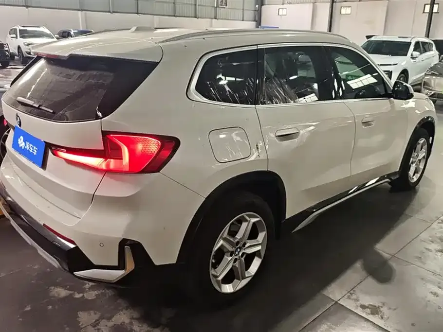 BMW X1 — фото 10