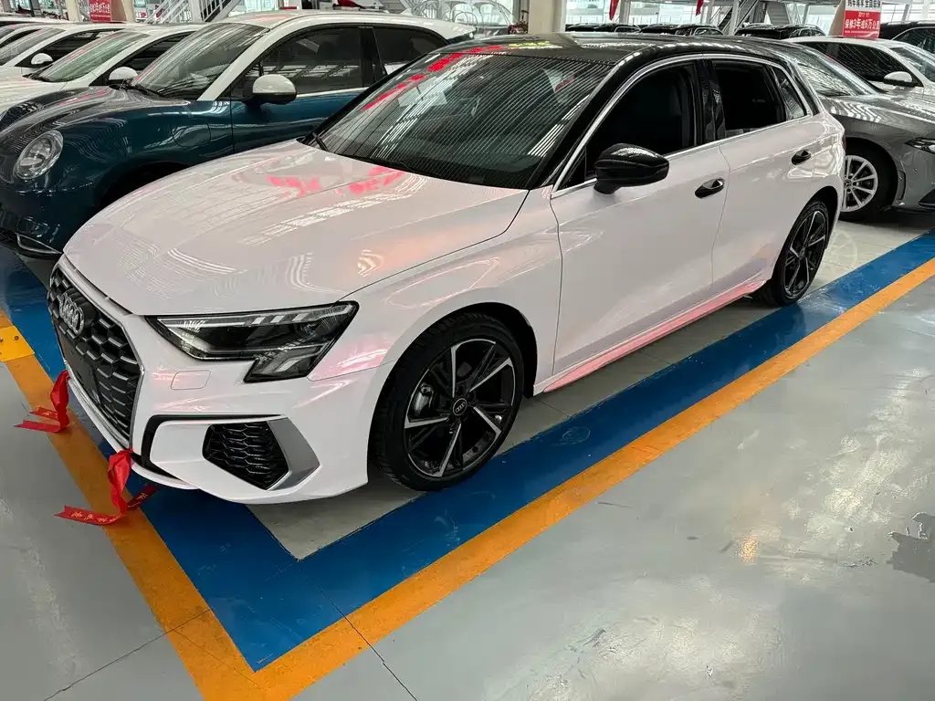 Audi A3 2024 из CN, фото 1
