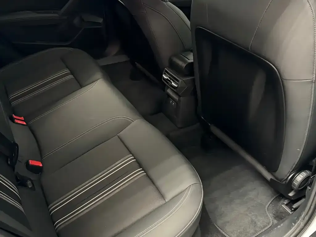 Audi A3 2024 из CN, фото 4