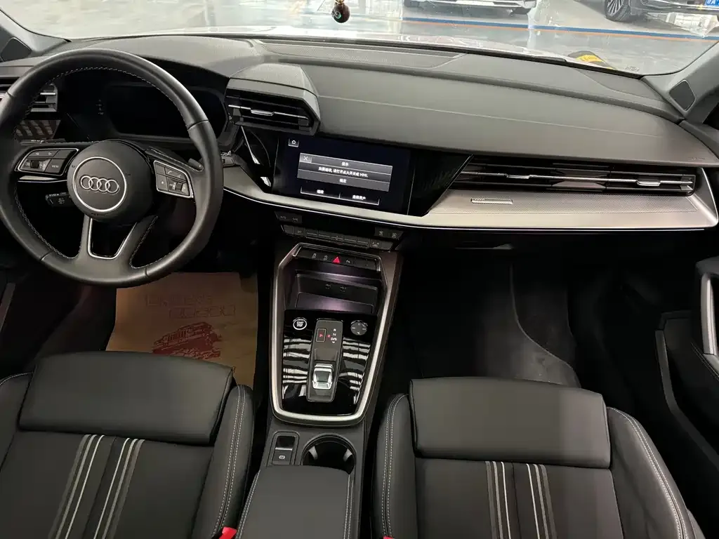 Audi A3 2024 из CN, фото 3