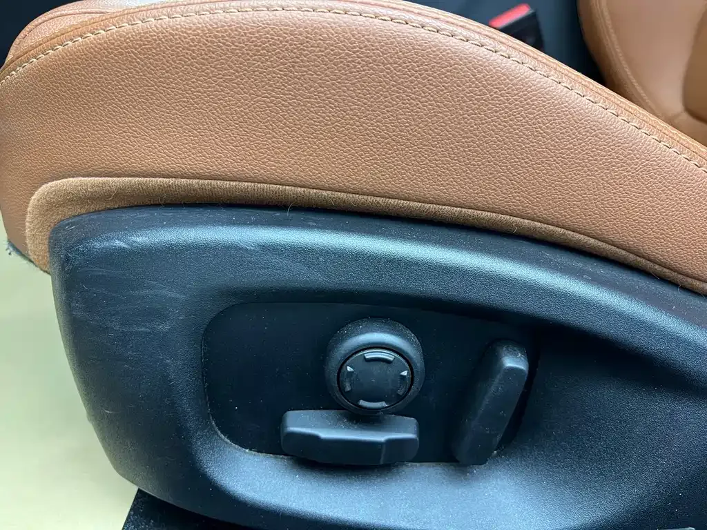 Jaguar XEL 2021 из CN, фото 10