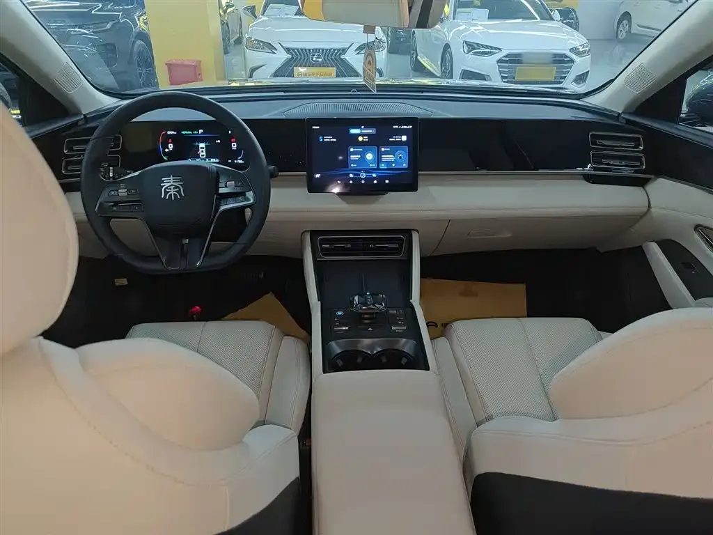 BYD Qin L — фото 4