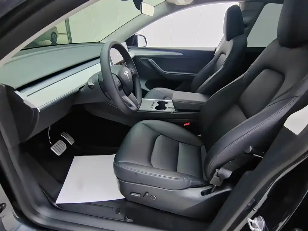 Tesla Model Y 2025 из CN, фото 9