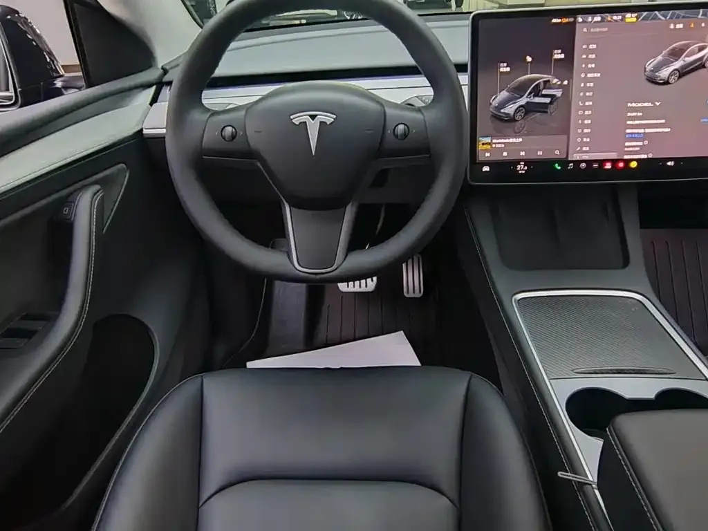 Tesla Model Y 2025 из CN, фото 7