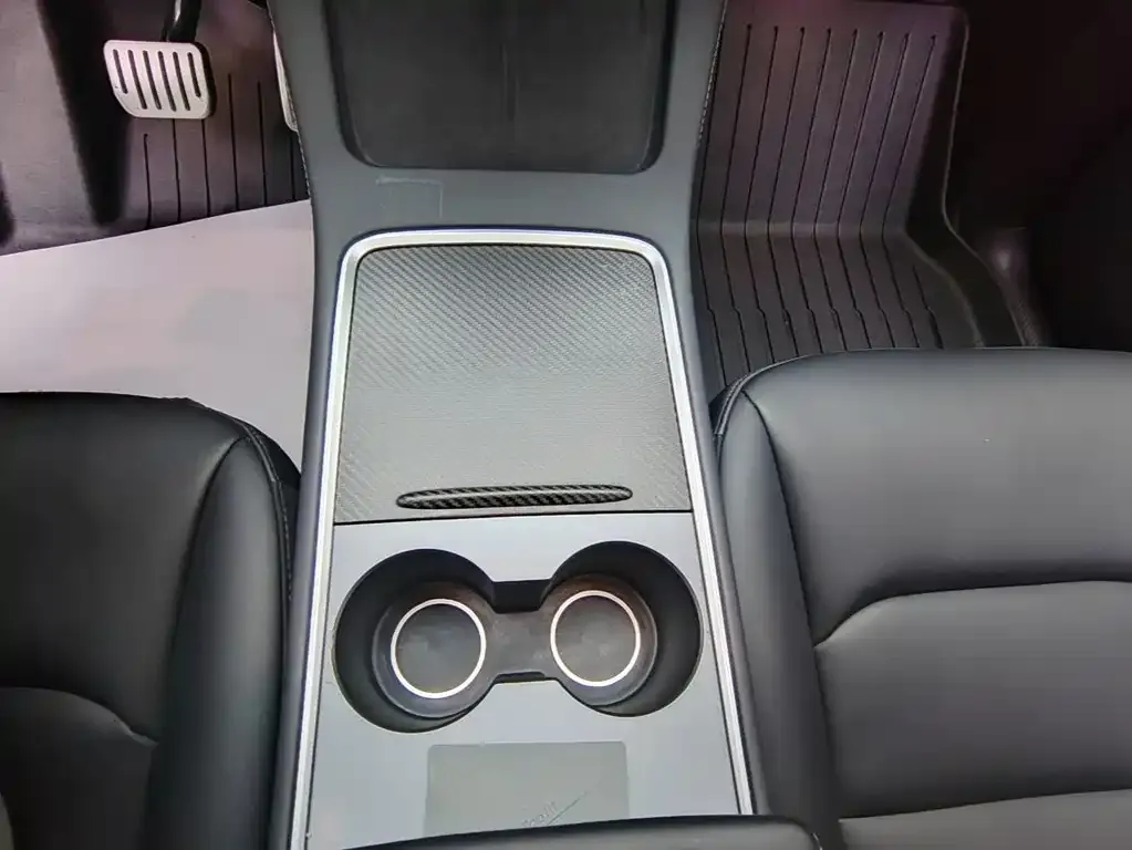 Tesla Model Y 2025 из CN, фото 2