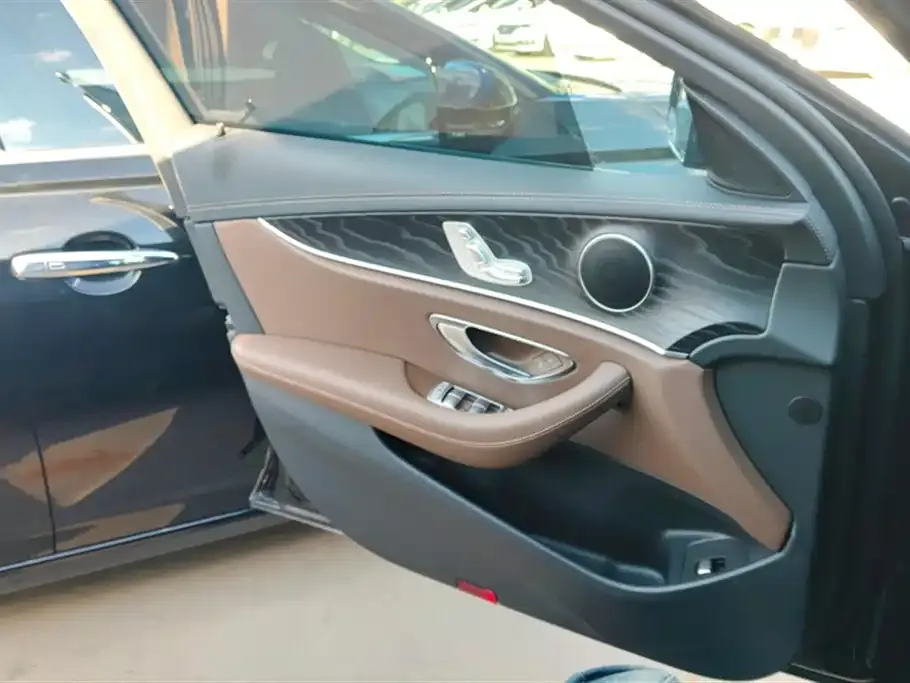 Mercedes-Benz E-Class (Import) 2021 из CN, фото 2