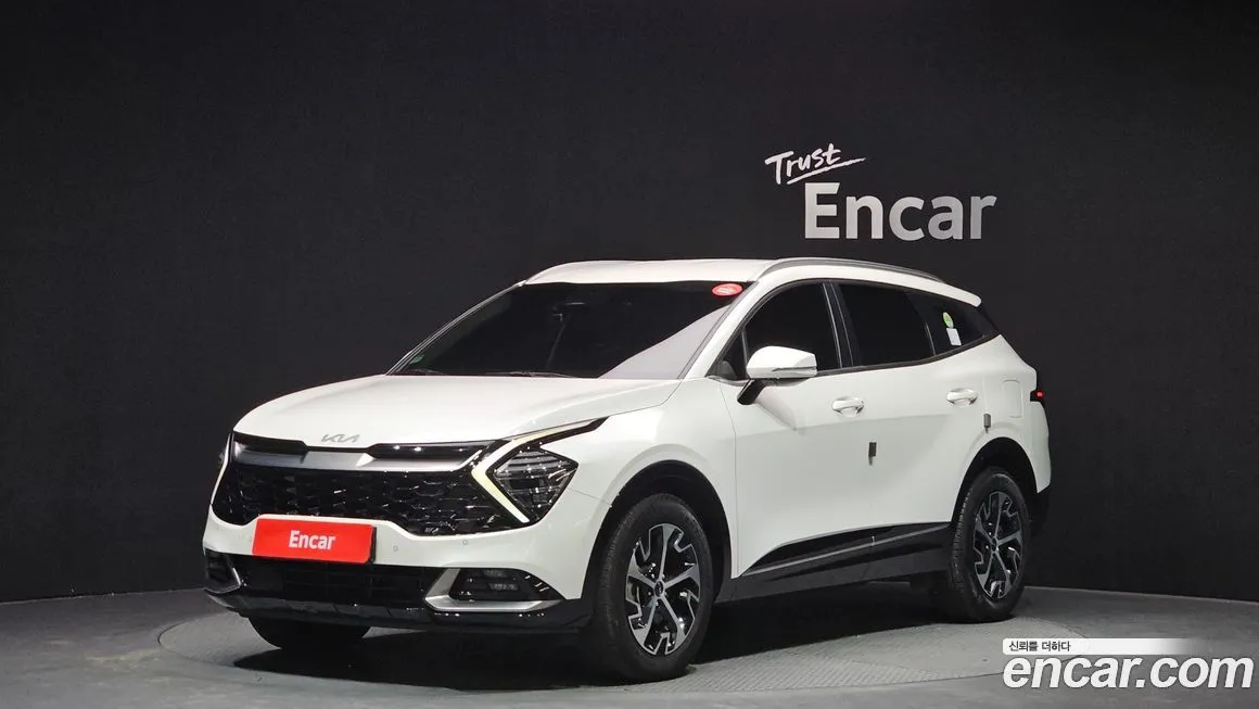 Kia Sportage — фото 1