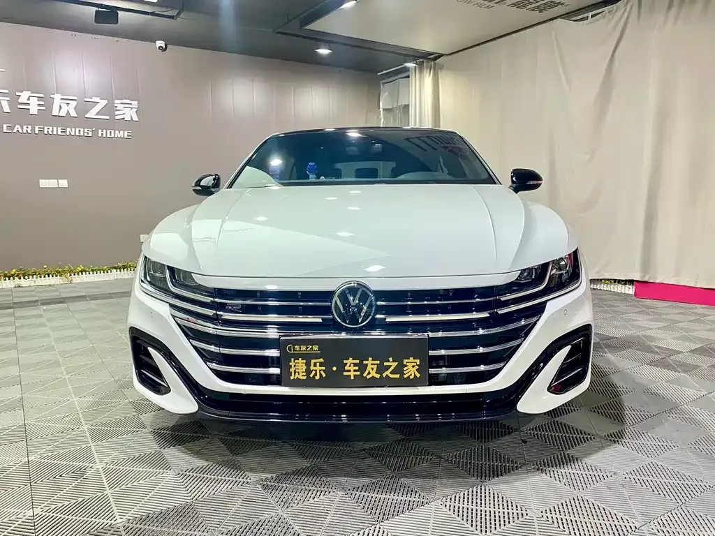 Volkswagen CC 2024 из CN, фото 5