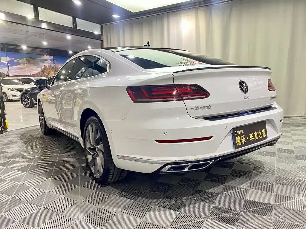 Volkswagen CC 2024 из CN, фото 10