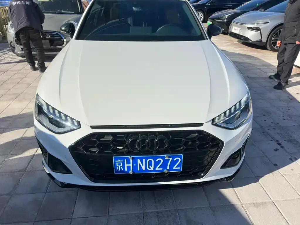 Audi A4L 2023 из CN, фото 8