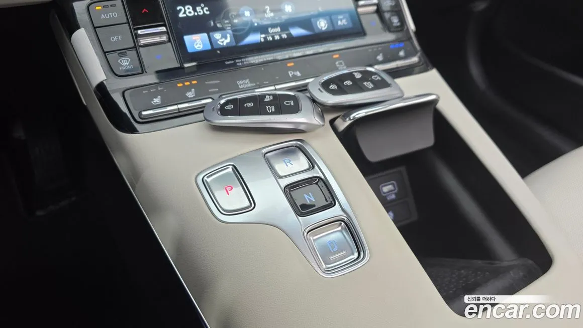 Hyundai Grandeur — фото 5