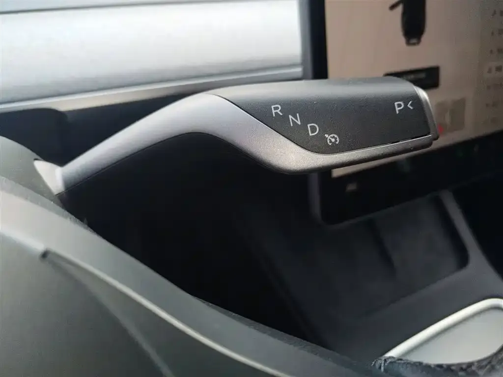Tesla Model Y 2024 из CN, фото 3