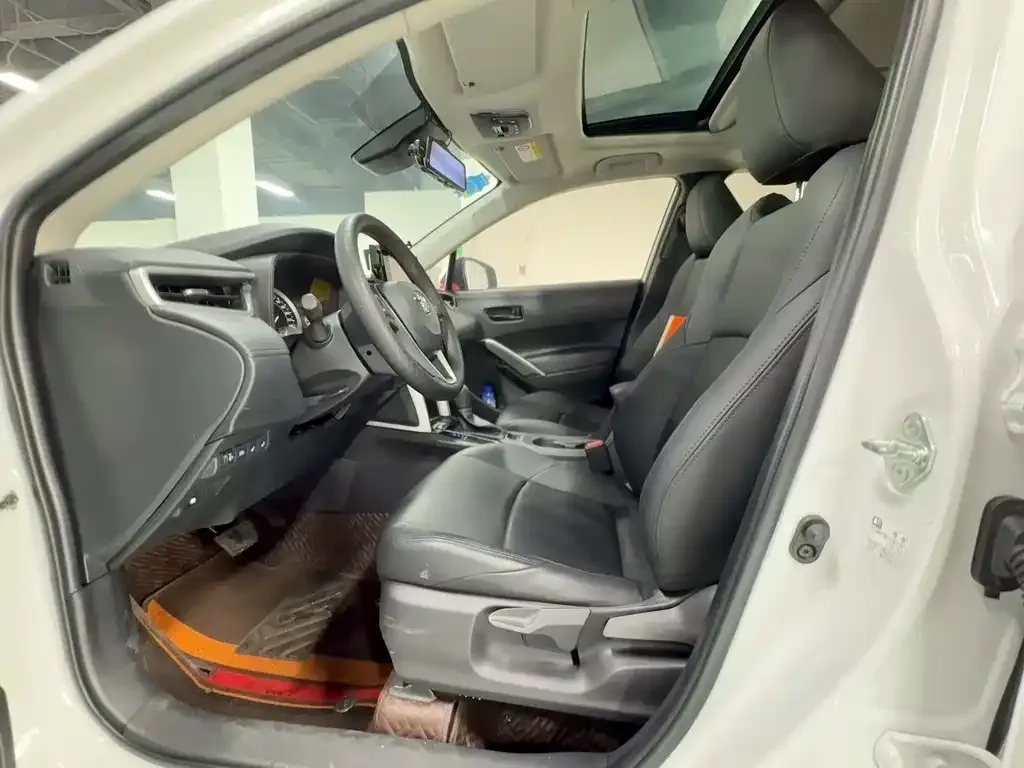 Toyota Frontlander 2022 из CN, фото 4