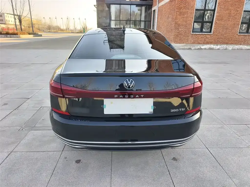 Volkswagen Passat 2024 из CN, фото 7