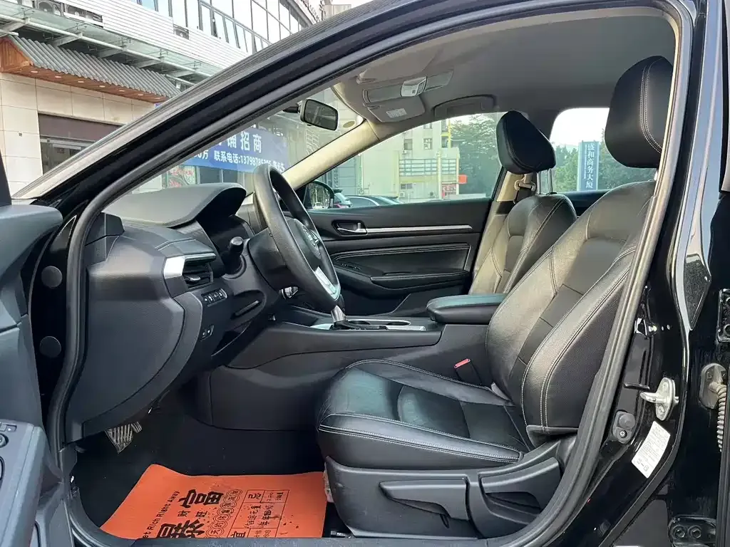 Nissan Teana 2022 из CN, фото 2