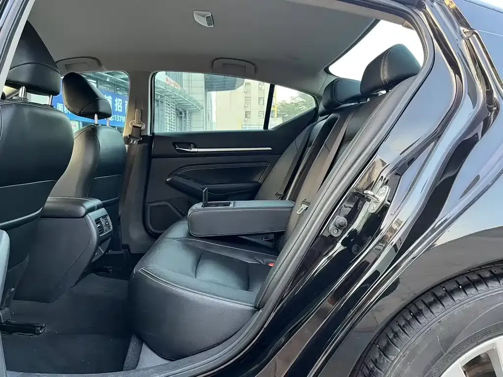 Nissan Teana 2022 из CN, фото 7