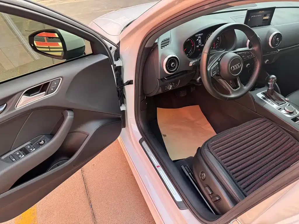 Audi A3 2021 из CN, фото 4