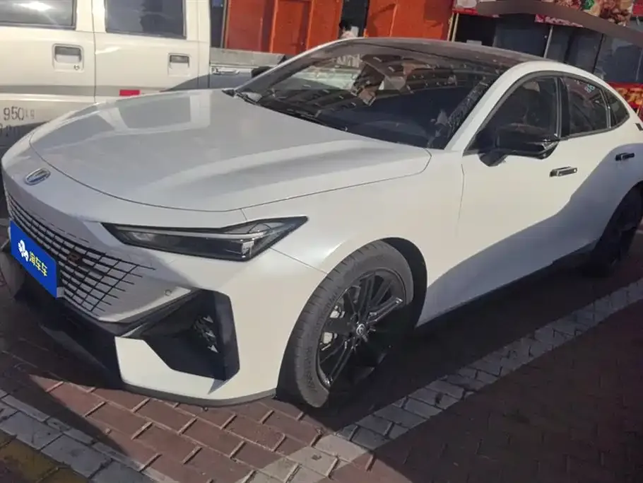 Changan UNI-V 2023 из CN, фото 1