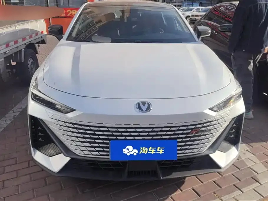Changan UNI-V 2023 из CN, фото 3