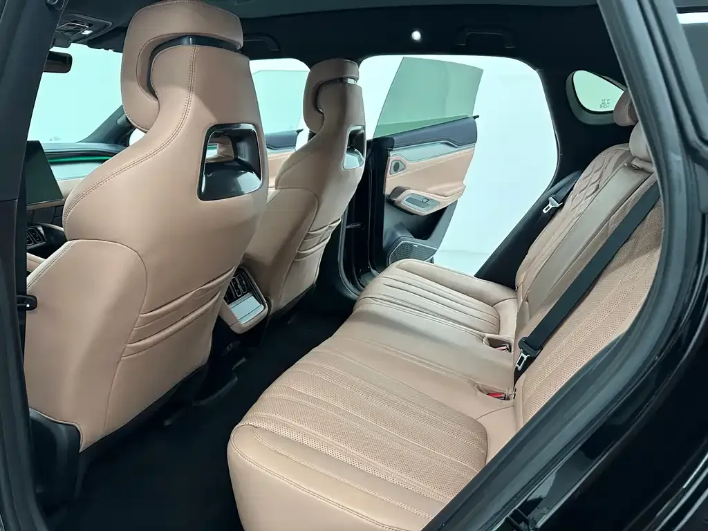 BYD L EV 2025 из CN, фото 9