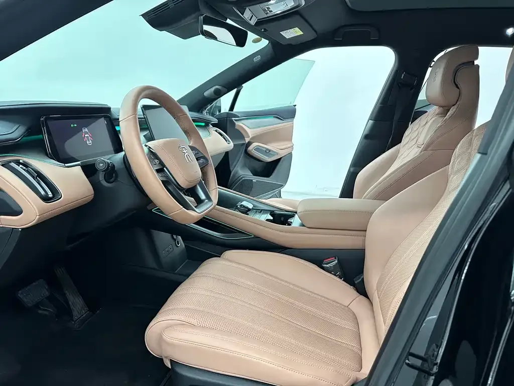 BYD L EV 2025 из CN, фото 5