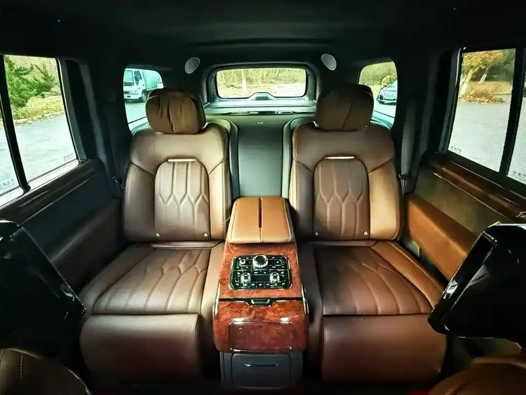 Hongqi Golden Sunflower Guoyao 2022 из CN, фото 6