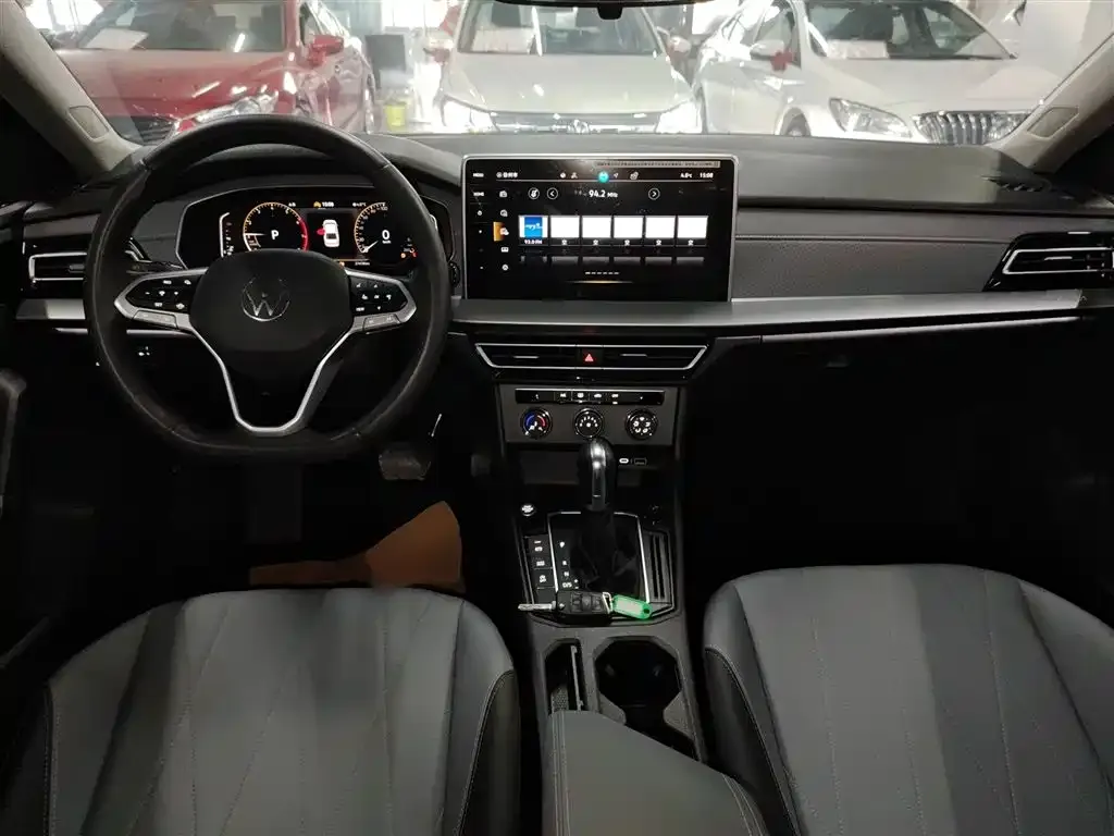 Volkswagen Lavida 2023 из CN, фото 10