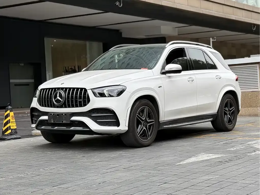 Mercedes-Benz GLE AMG — фото 1