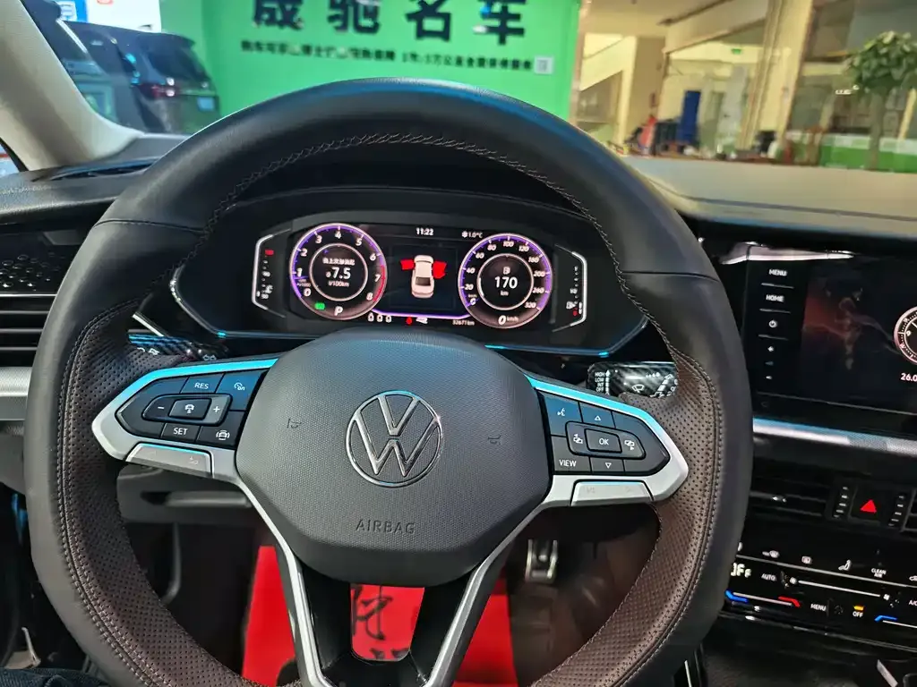 Volkswagen Passat 2022 из CN, фото 8