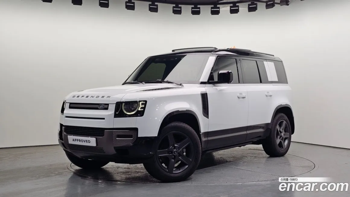 Land Rover Defender — фото 1