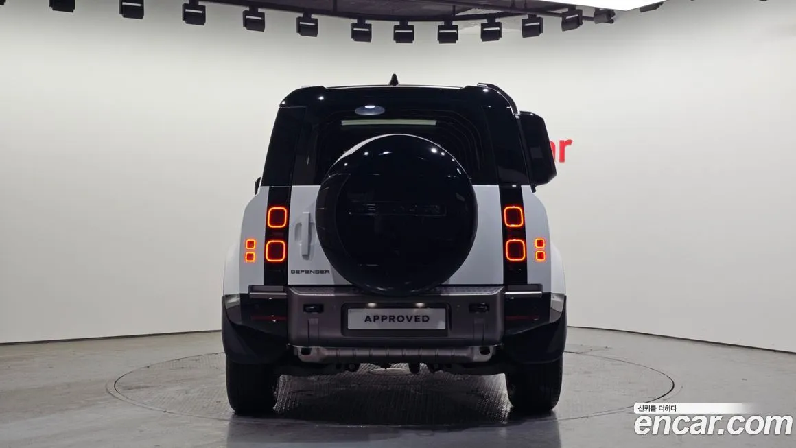 Land Rover Defender — фото 5