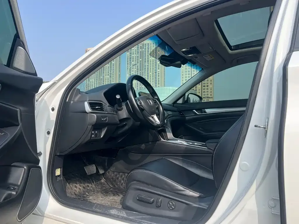 Honda Accord 2023 из CN, фото 4
