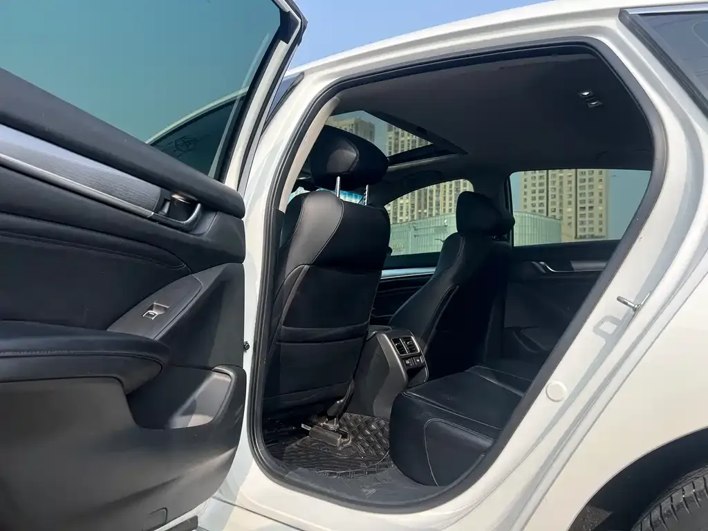 Honda Accord 2023 из CN, фото 7