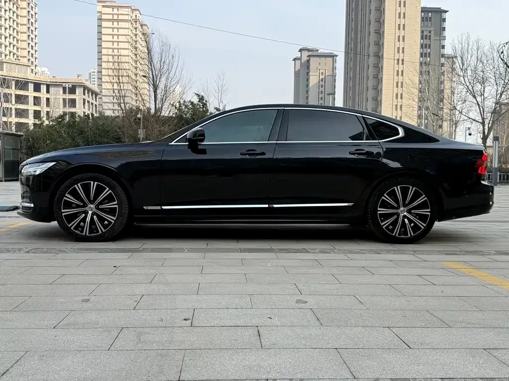 Volvo S90 — фото 4