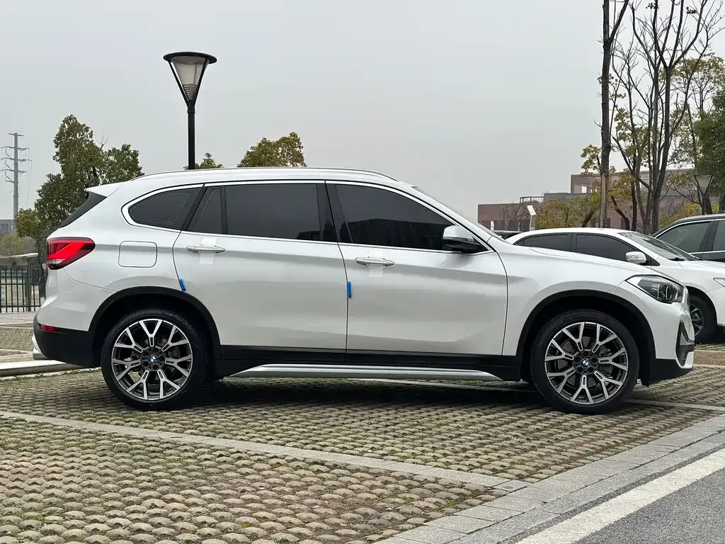BMW X1 2021 из CN, фото 5