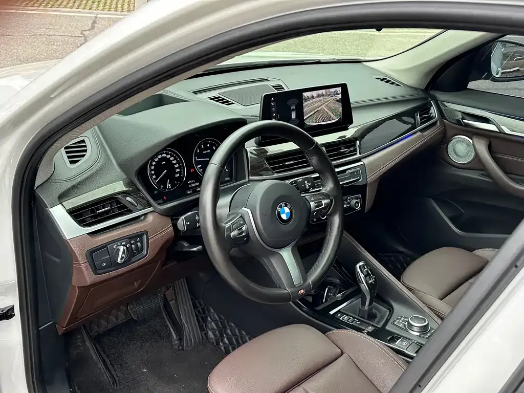 BMW X1 2021 из CN, фото 10