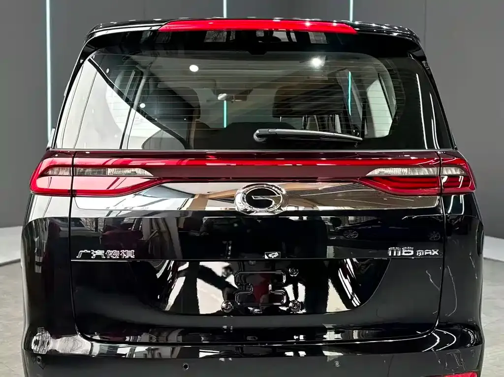 GAC Motor Trumpchi M6 — фото 8