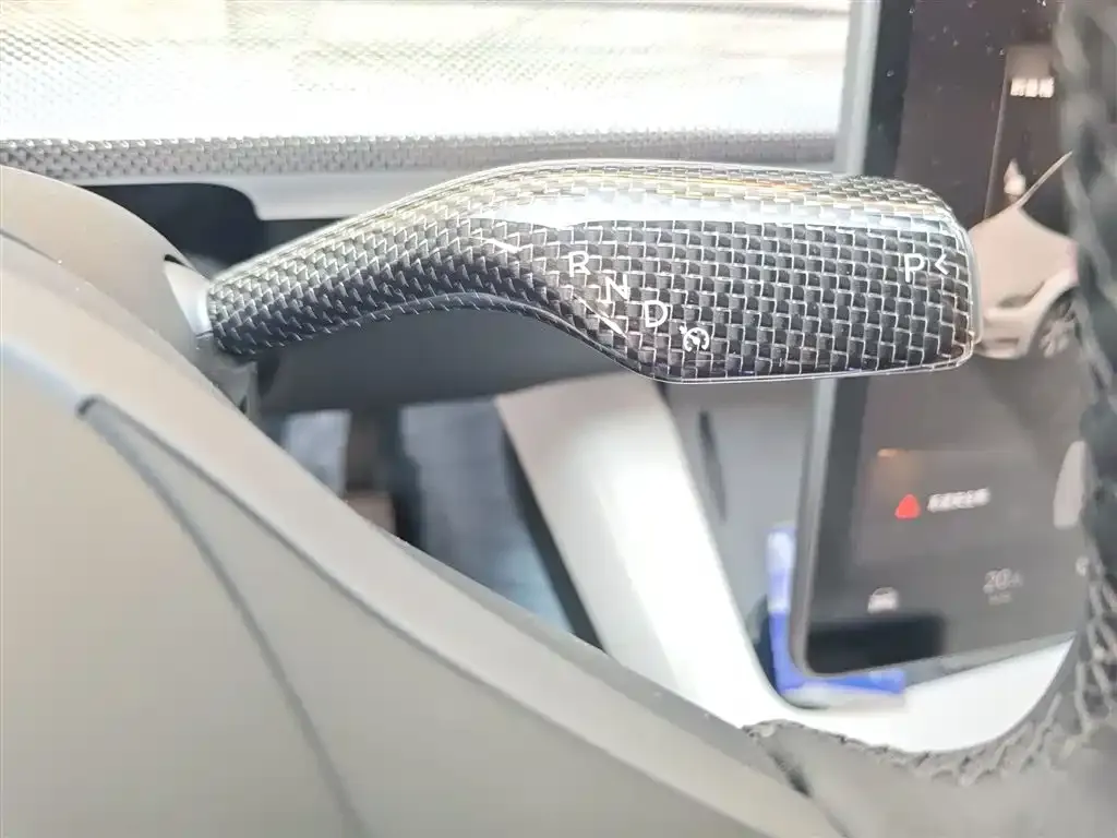 Tesla Model Y 2023 из CN, фото 2