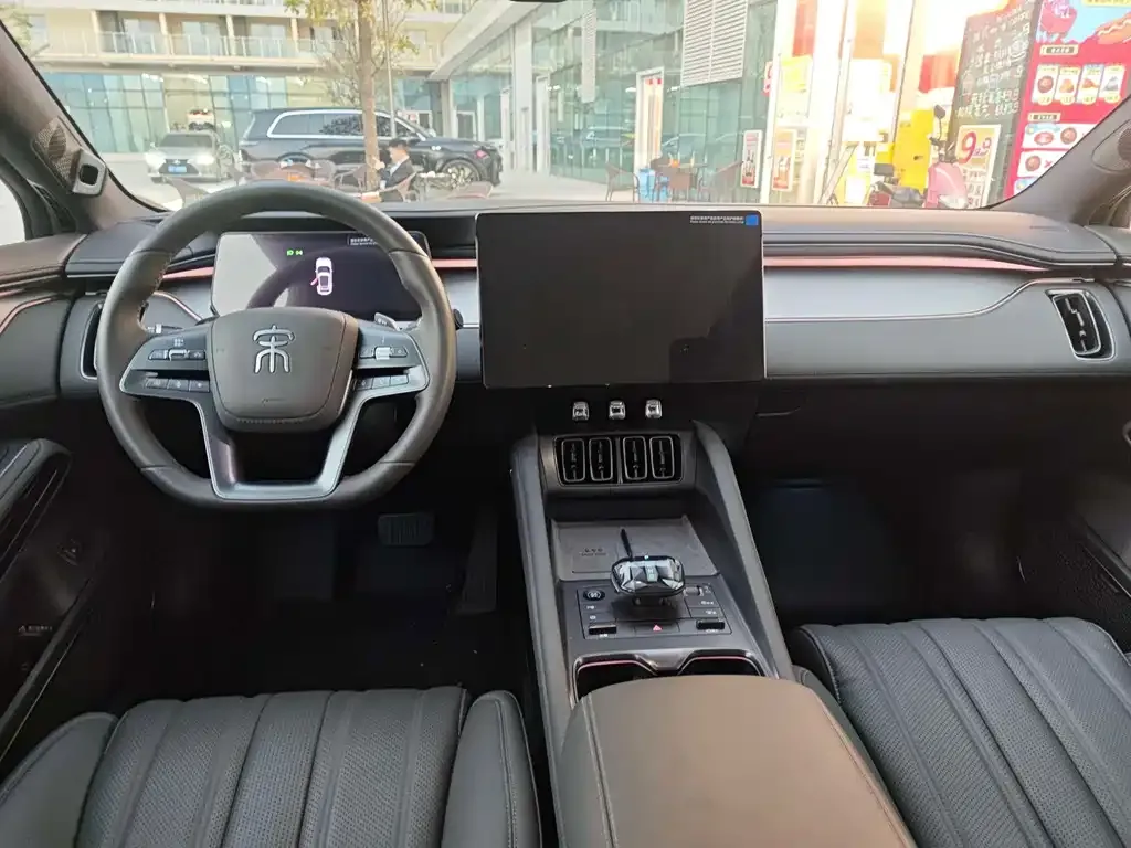BYD L EV 2025 из CN, фото 3