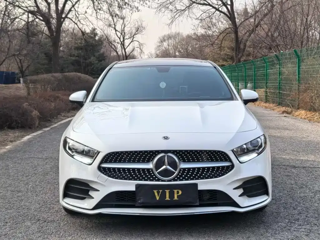 Mercedes-Benz A-Class 2023 из CN, фото 2